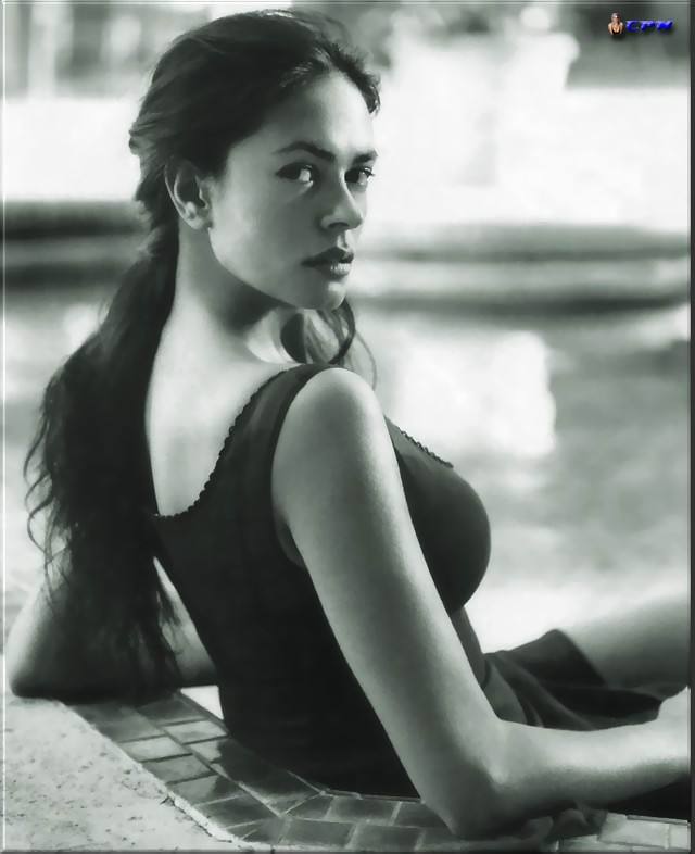Maria Grazia Cucinota   << Back