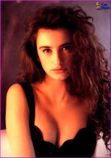 Penelope Cruz   << Back